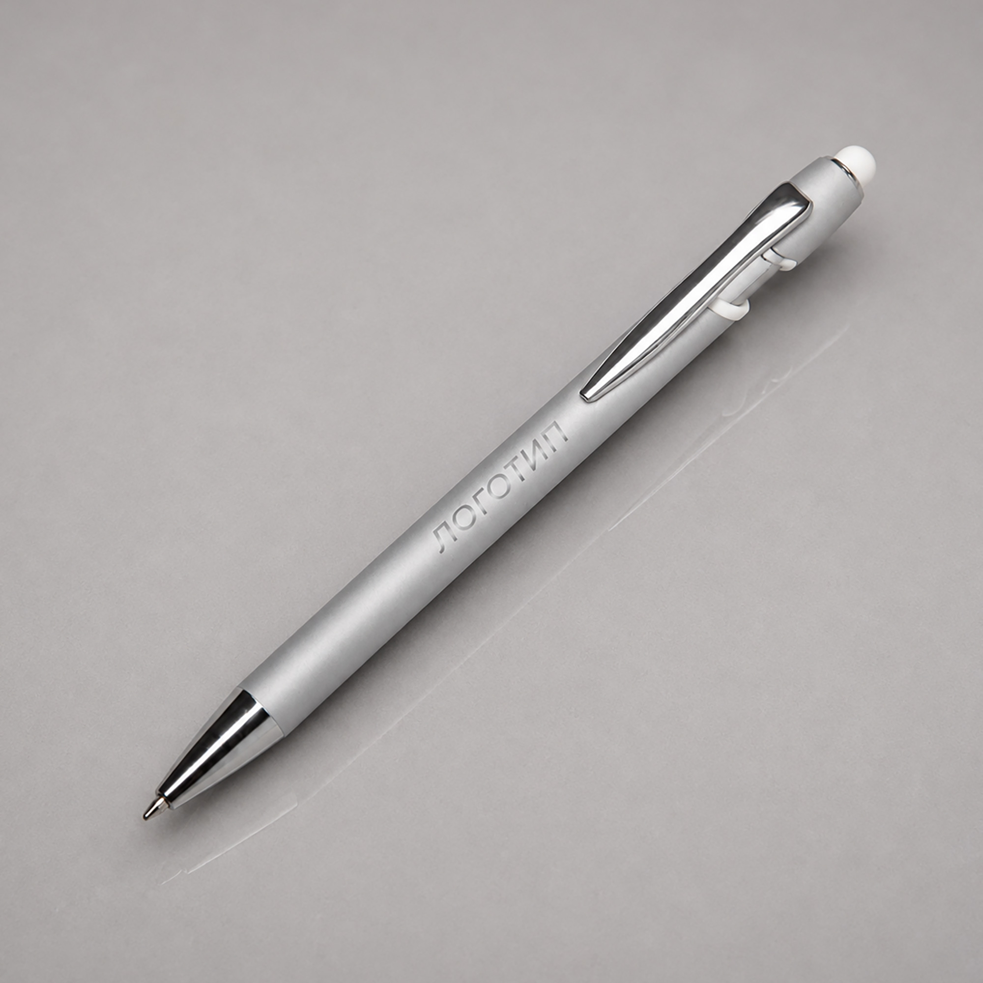 Ручка-стилус металлическая шариковая Sway  Monochrome с цветным зеркальным слоем, серебристый с белым